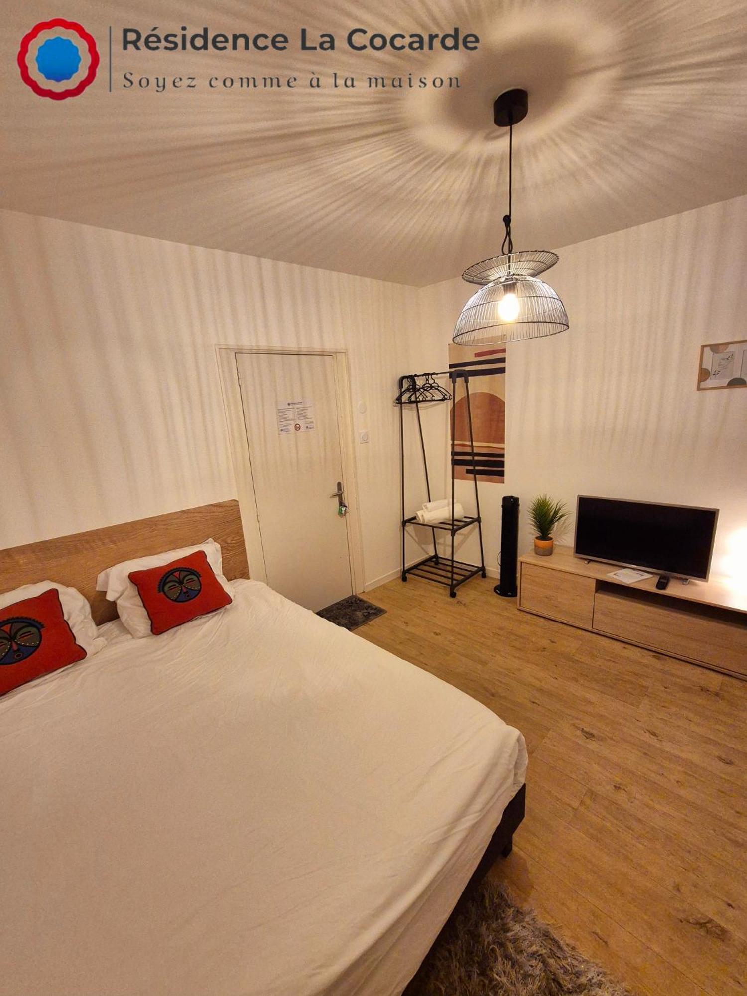 Résidence La Cocarde, Suites type Appartements Bourges Extérieur photo