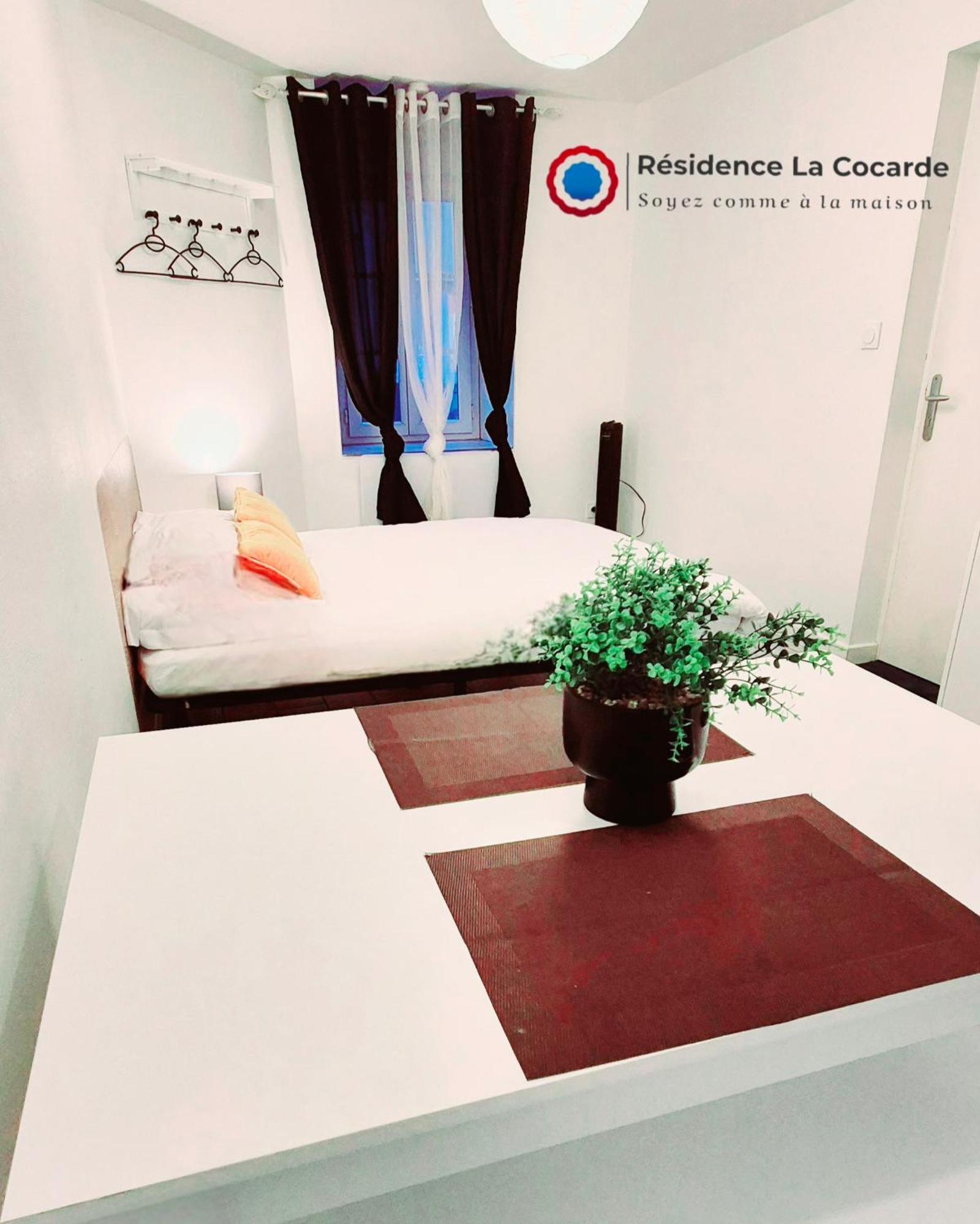Résidence La Cocarde, Suites type Appartements Bourges Extérieur photo